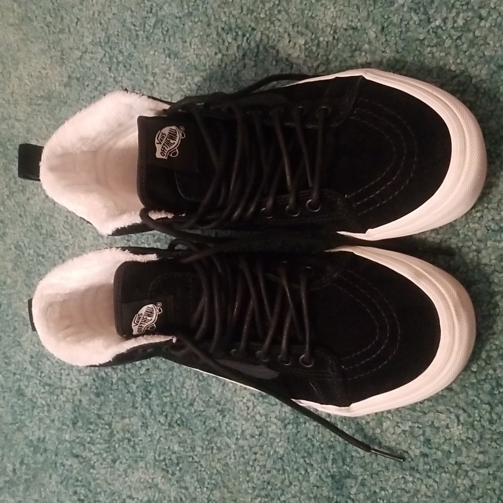 Van's cold weather shoes